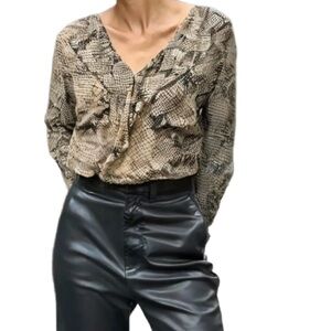 Aritzia Silk Snakeskin Print Blouse Size XXS
